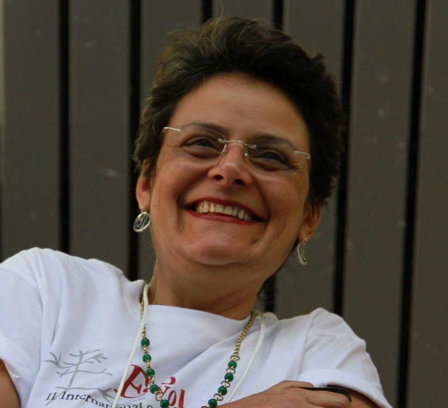 Professora Flávia Maria Silva Carmo