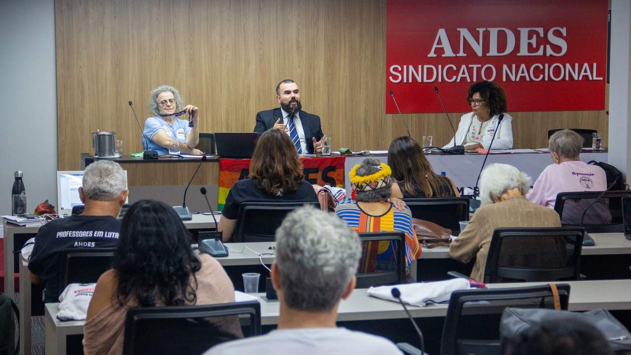 ASPUV participa de Jornada sobre Aposentadoria do ANDES-SN