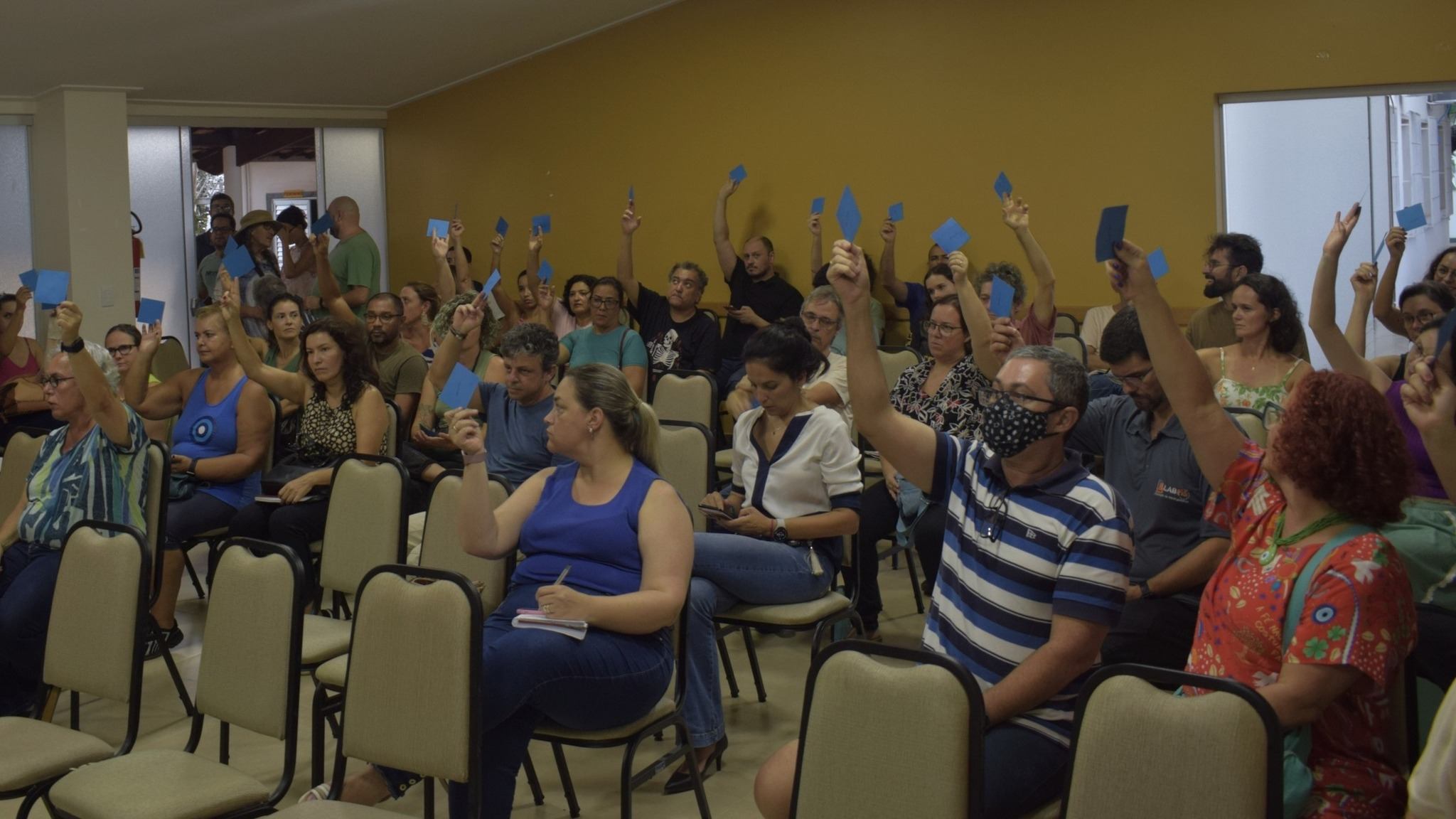Sindicalizados à ASPUV aprovam indicativo de greve docente na UFV