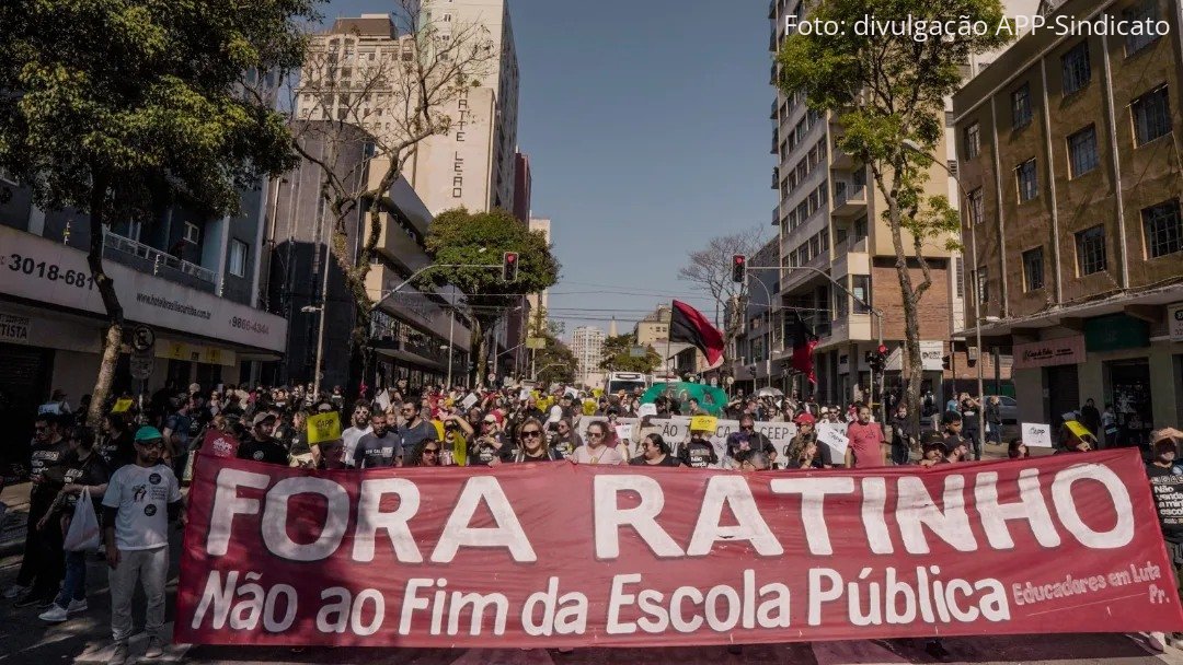 Nota de repúdio à truculência e ilegalidade da proibição da greve dos trabalhadores da educação no Paraná