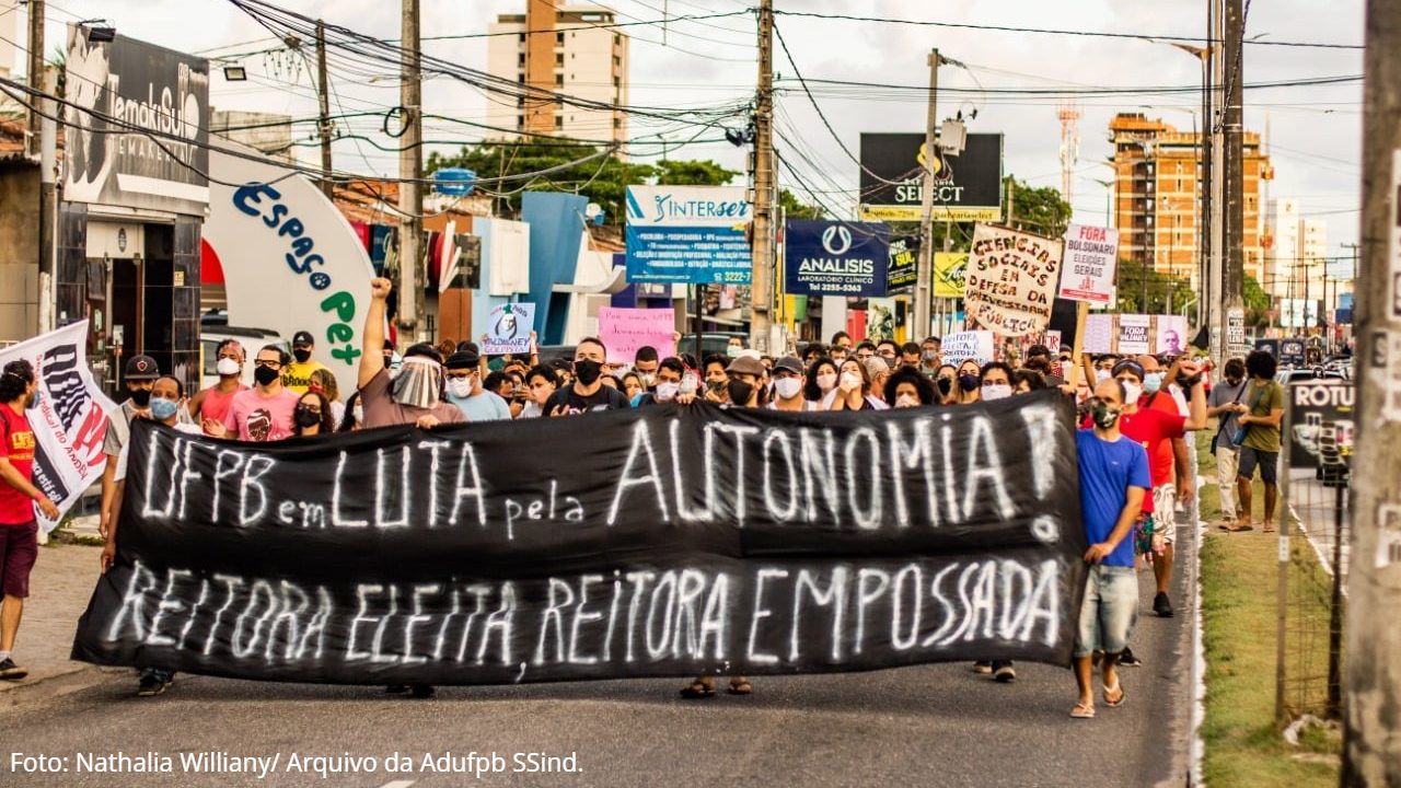 Em mais um caso de perseguição na UFPB, professores são alvo de investigação da PF