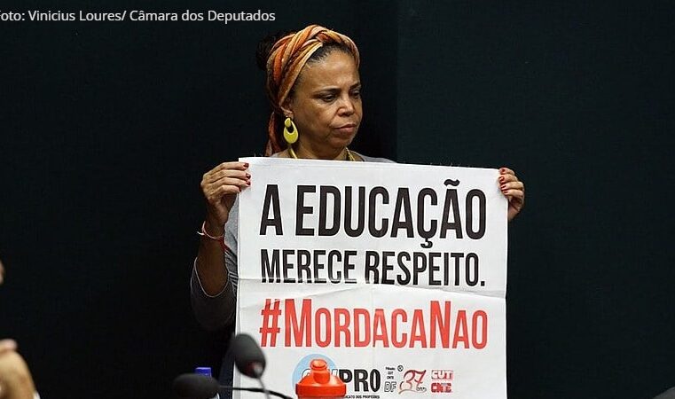 PL do Escola sem Partido volta a tramitar na Câmara dos Deputados