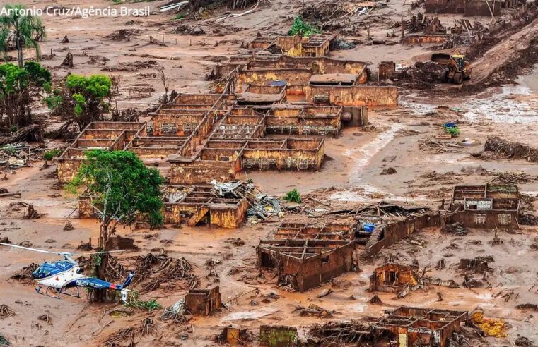 Justiça absolve Vale e Samarco pelo rompimento da barragem em Mariana