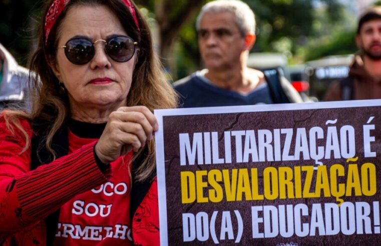 Tribunal de Contas de MG determina paralisação do programa de escolas cívico-militares de Zema