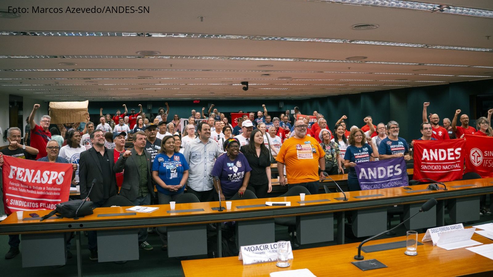 ANDES-SN cobra cumprimento de acordo de greve e alerta sobre a reforma administrativa em audiência na Câmara