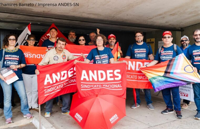 ANDES-SN visita gabinetes e cobra deputados que se posicionem contra a reforma administrativa