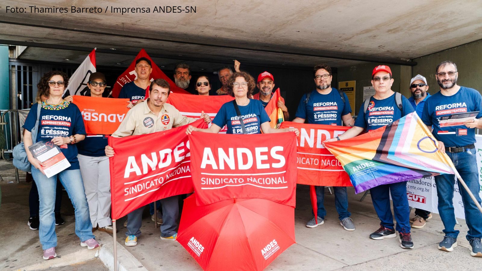 ANDES-SN visita gabinetes e cobra deputados que se posicionem contra a reforma administrativa