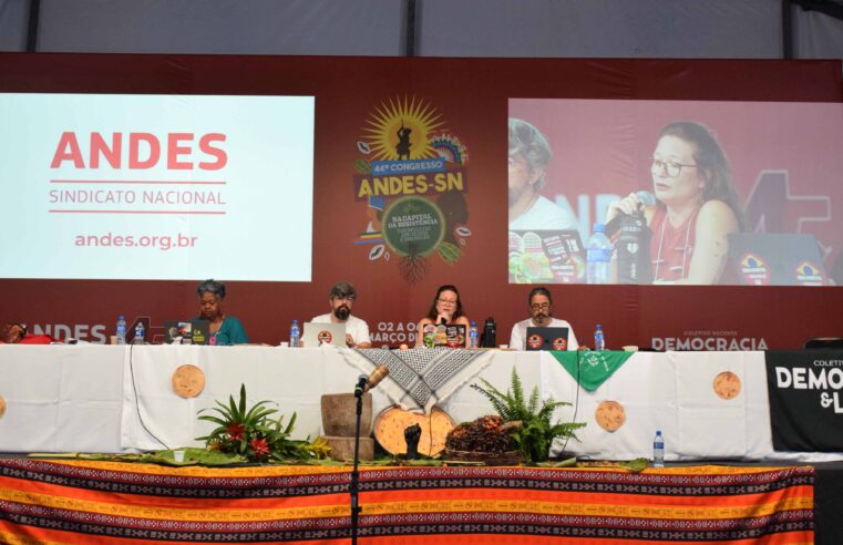 Plano Geral de Lutas do ANDES-SN pauta fim da escala 6×1, reforma administrativa, combate ao racismo e ações internacionalistas